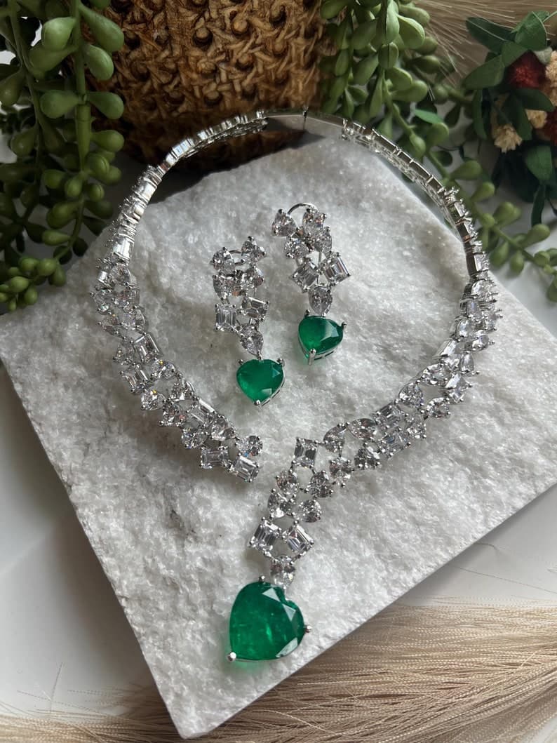 Elegant Heart Necklace with Swarovski Stones