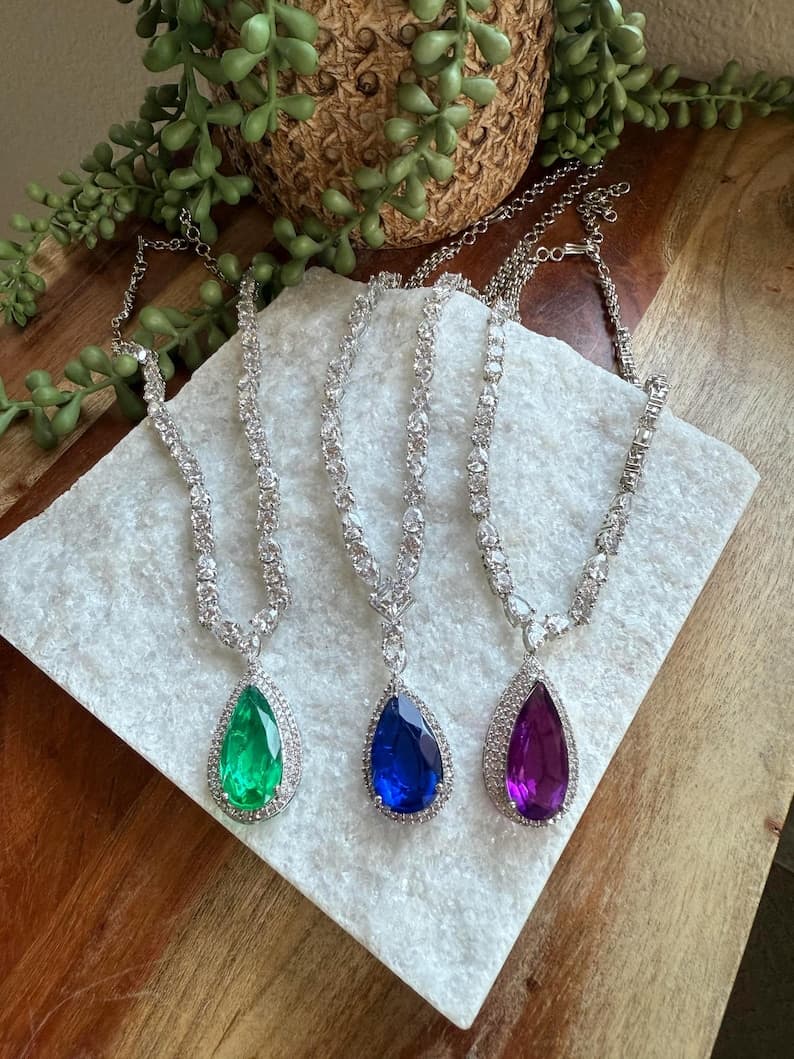 Teardrop Crystal Necklace and Earring Set - Image 1