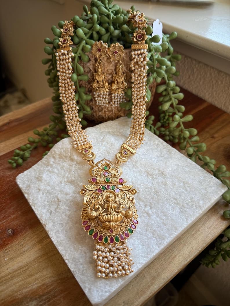 Gold Lakshmi Temple Jewelry Necklace Set - Image 1