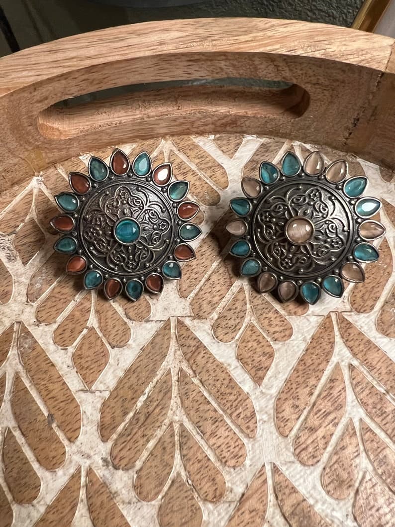 Adjustable Flower Silver Ring with Monalisa Stones