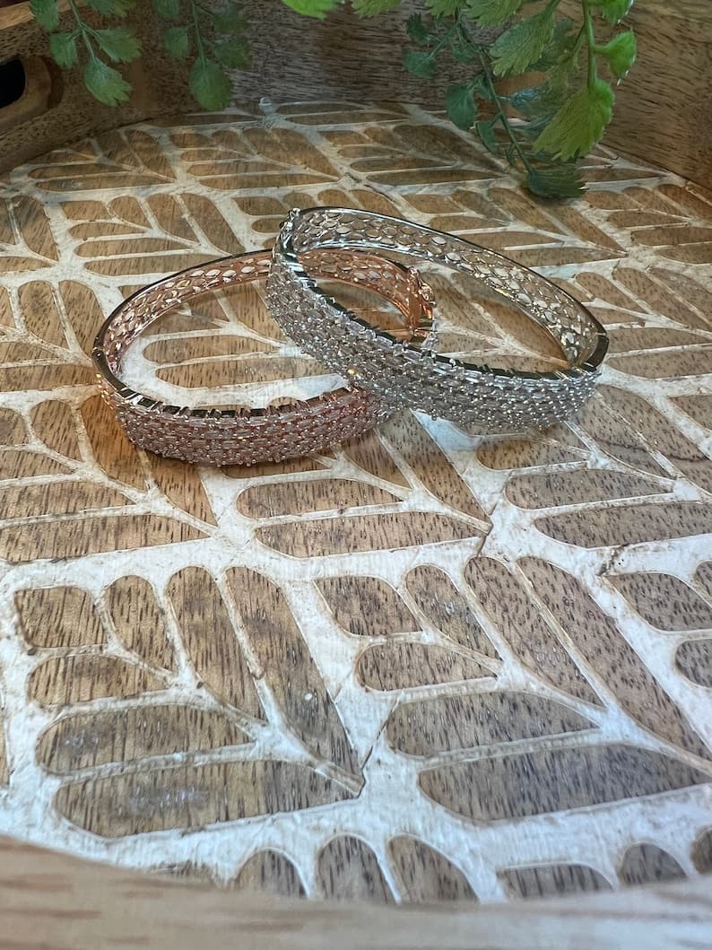 Rhinestone AD Openable Bracelet