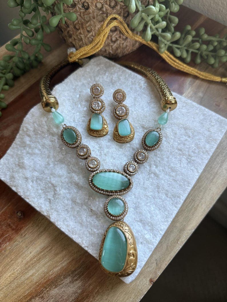 Statement Hasli Necklace Set - Image 1